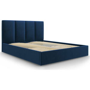 Tmavě modrá čalouněná dvoulůžková postel s úložným prostorem s roštem 140x200 cm Juniper – Mazzini Beds