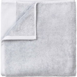 Světle šedý bavlněný ručník Blomus, 50 x 100 cm