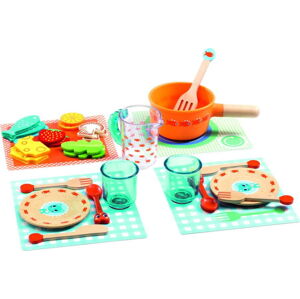 Dětský dřevěný jídelní set na hraní Djeco Kitty Dinner
