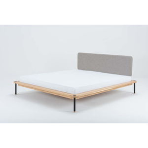 Dvoulůžková postel z dubového dřeva Gazzda Nero, 180 x 200 cm