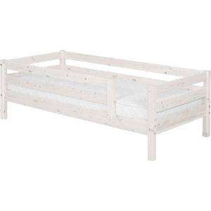 Bílá dětská postel z borovicového dřeva s 3/4 lištami Flexa Classic, 90 x 200 cm
