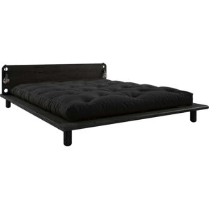 Černá dvoulůžková postel z masivního dřeva s čelem, lampičkami a černou matrací Comfort Karup Design Peek, 140 x 200 cm
